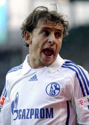 2009-02-14-00000301635855