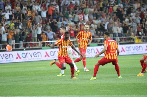 لاعبو قيصري سبور