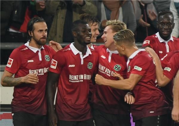 فرحة لاعبي هانوفر