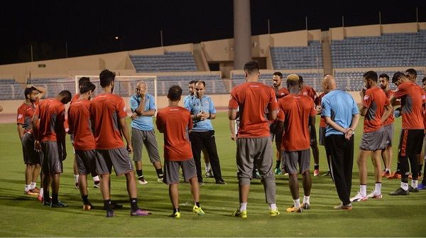 فريق الرائد