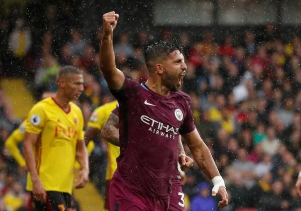 أجويرو أحرز هاتريك في مرمى واتفورد