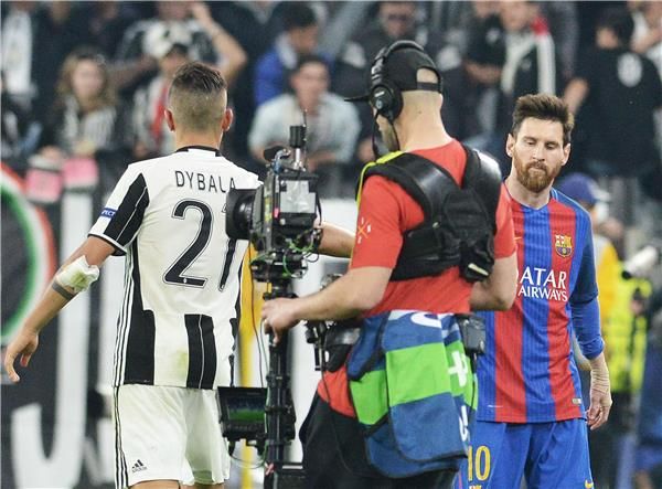 ميسي وديبالا