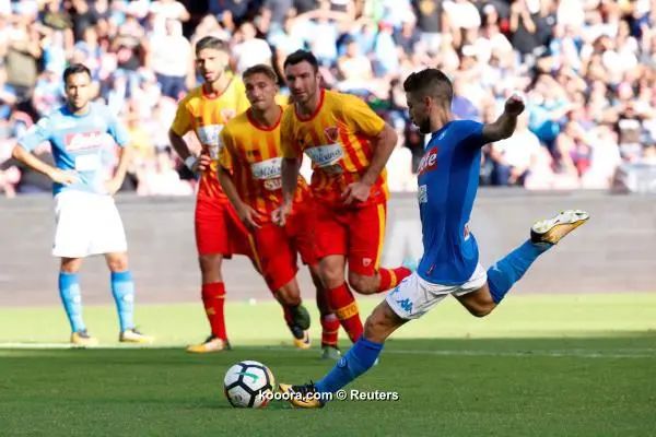 ?i=reuters%2f2017-09-17%2f2017-09-17t145708z_1263870372_rc15243d1440_rtrmadp_3_soccer-italy-nap-ben_reuters