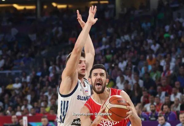 ?i=reuters%2f2017-09-17%2f2017-09-17t200817z_1948524739_up1ed9h1jxst6_rtrmadp_3_basketball-eurobasket-final_reuters