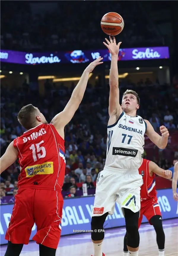 ?i=epa%2fbasketball%2f2017-09%2f2017-09-17-06211108_epa