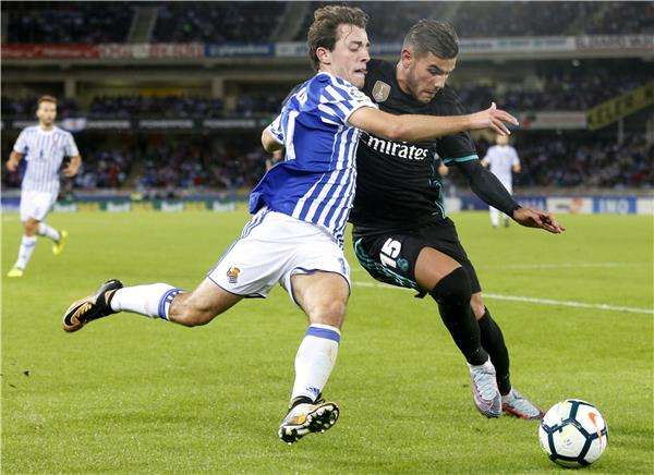 ثيو هيرنانديز خلال المباراة