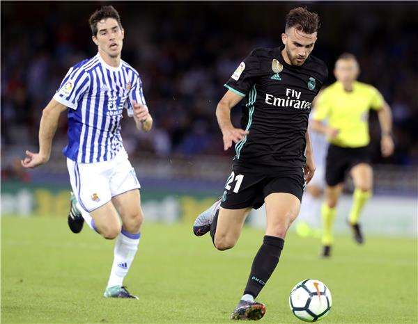 بورخا مايورال خلال اللقاء