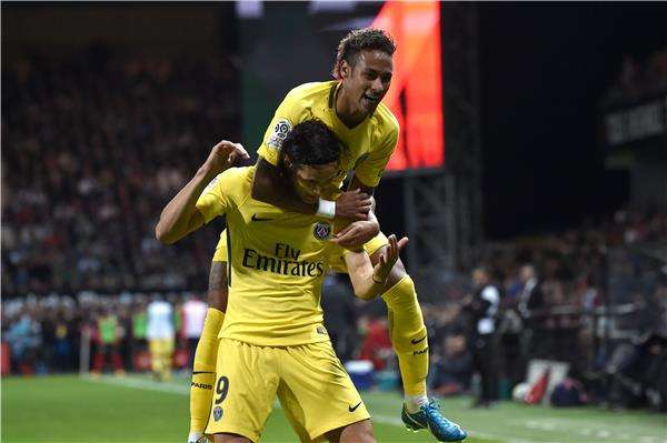 نيمار وكافاني