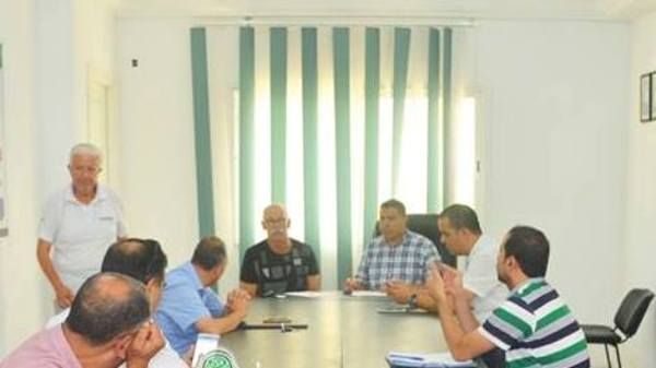 جانين خلال المؤتمر الصحفي