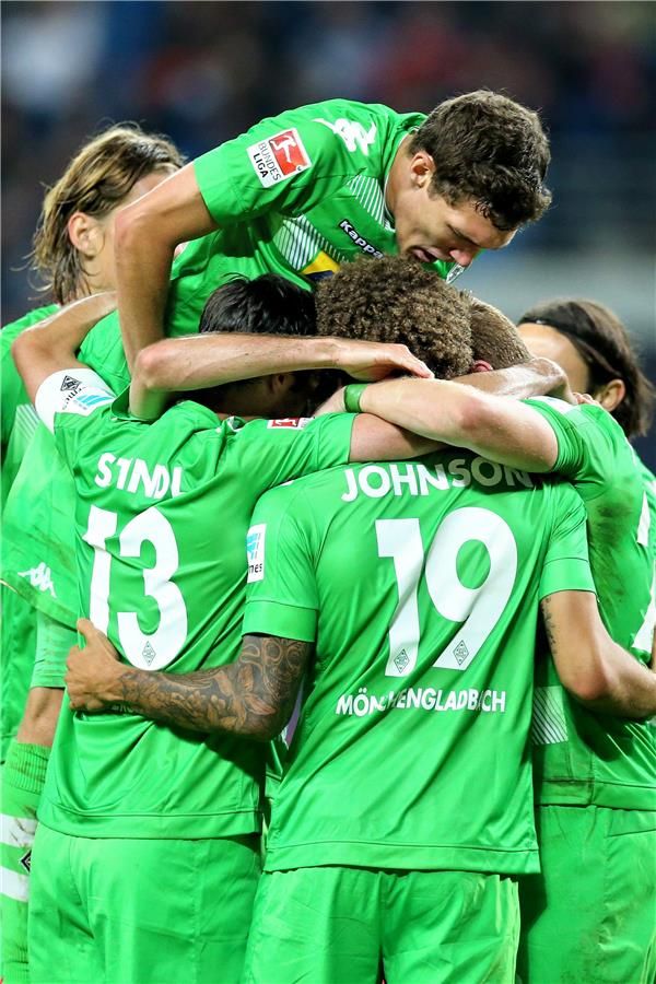 فرحة لاعبي بوروسيا مونشنجلادباخ