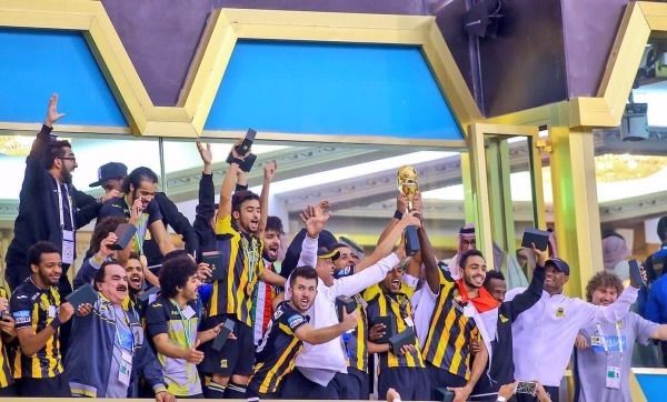 لاعبو اتحاد جدة