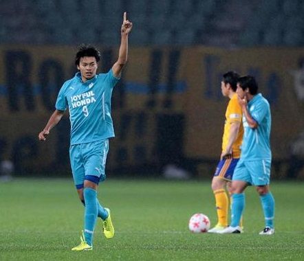 لاعبو فريق جامعة تسوكوبا في كأس الإمبراطور 2017