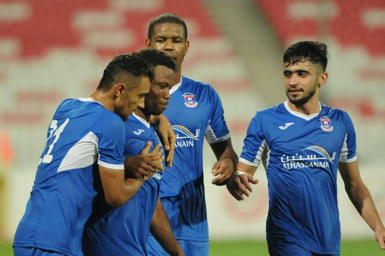 فرحة لاعبي المنامة