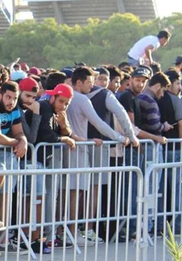 من طوابير البيع