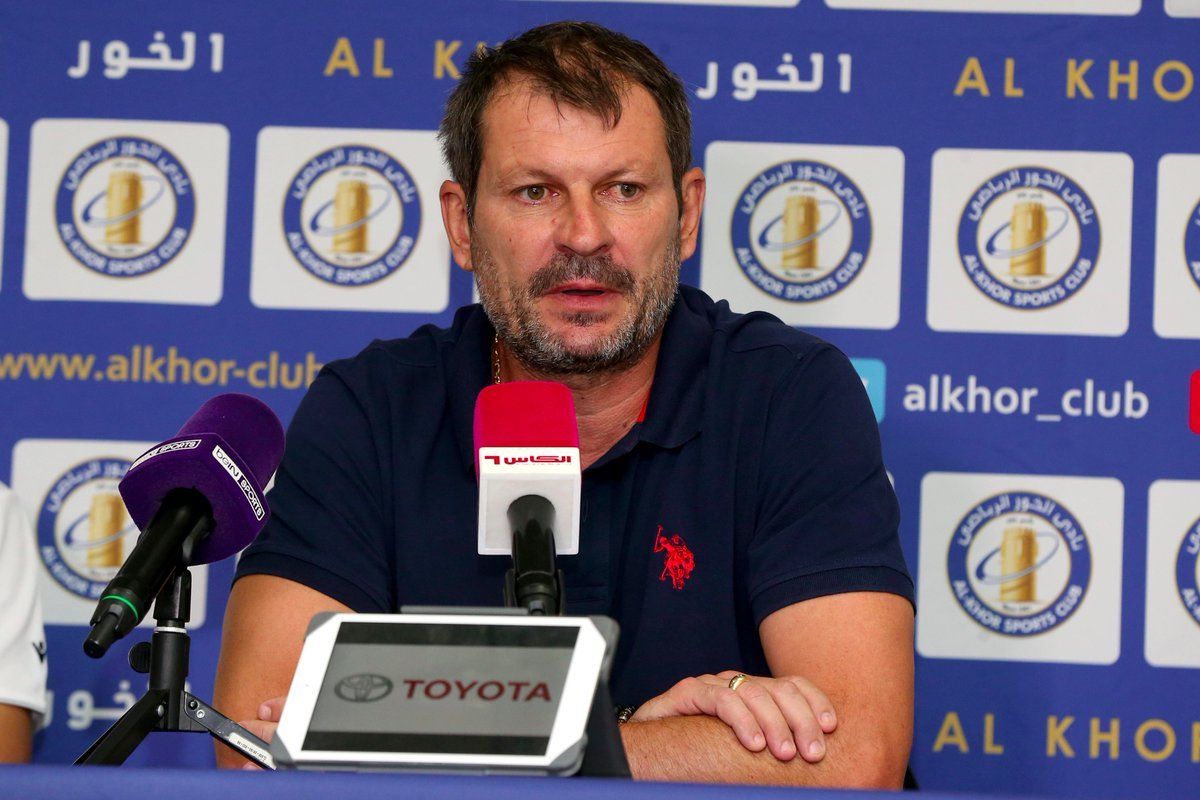  لوران بانيد خلال المؤتمر الصحفى