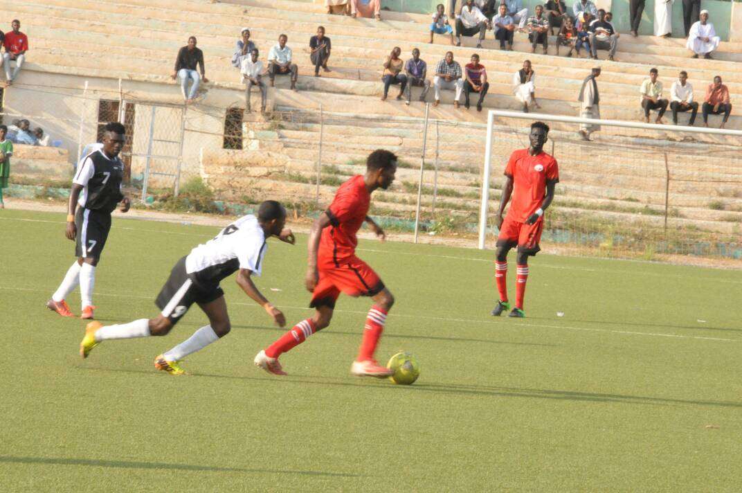 جانب من مباراة الخرطوم الوطني مع الأهلي مدني