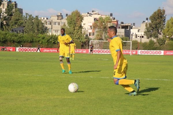 الغواش بزي فريق التفاح