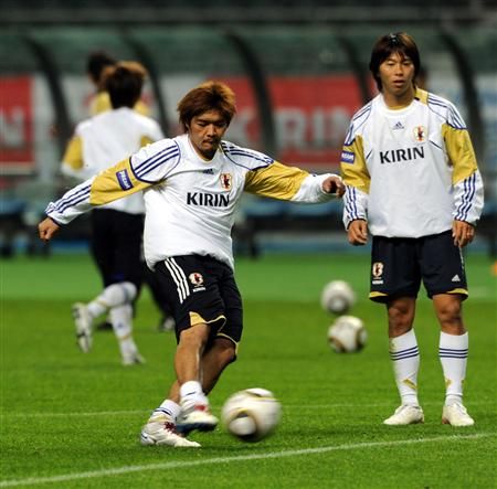 المهاجم يوشيتو أوكوبو في تدريب الأخير قبل مواجهة فنزويلا