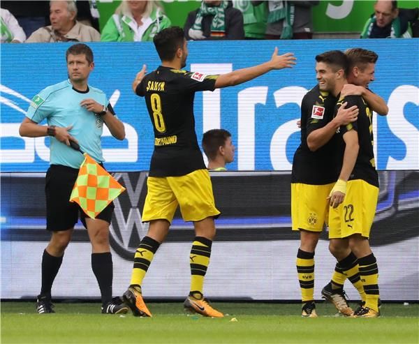 لاعبو بوروسيا دورتموند