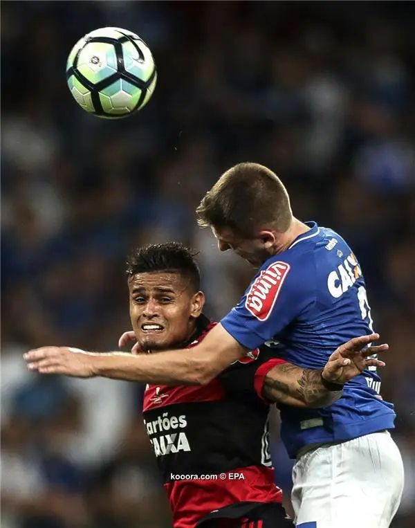 ?i=epa%2fsoccer%2f2017-09%2f2017-09-28%2f2017-09-28-06231403_epa