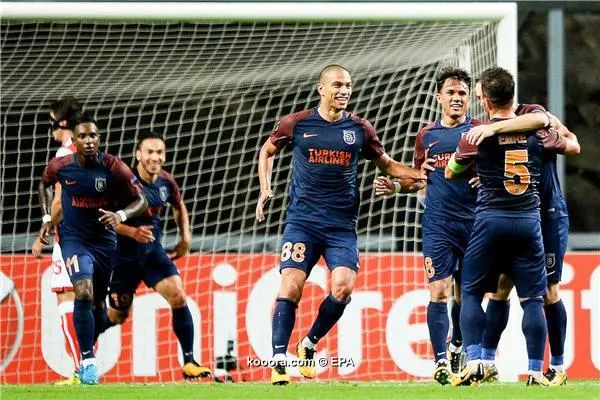 ?i=epa%2fsoccer%2f2017-09%2f2017-09-28%2f2017-09-28-06233328_epa