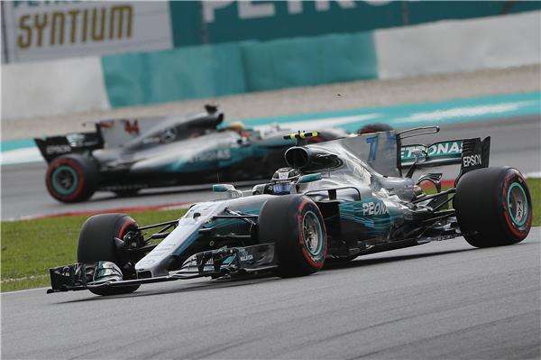  لويس هاميلتون