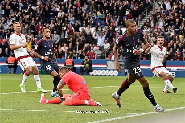 ?i=epa%2fsoccer%2f2017-09%2f2017-09-30%2f2017-09-30-06236359_epa