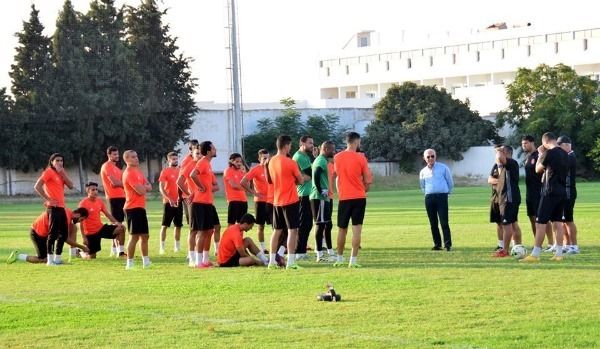 جانب من تدريبات النجم الساحلي الأخيرة