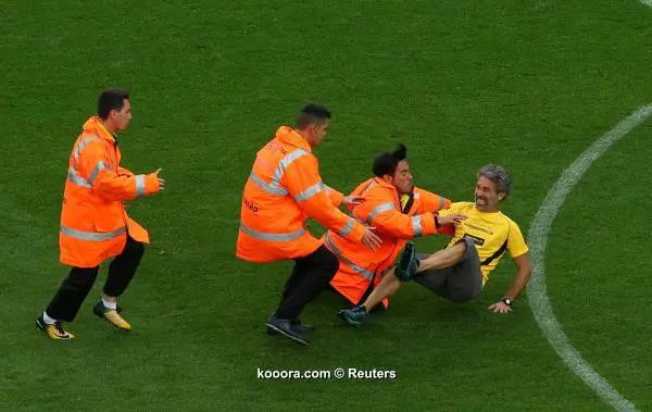 ?i=reuters%2f2017-10-01%2f2017-10-01t162101z_589362045_rc1c6f81c160_rtrmadp_3_soccer-spain-fcb-lap_reuters