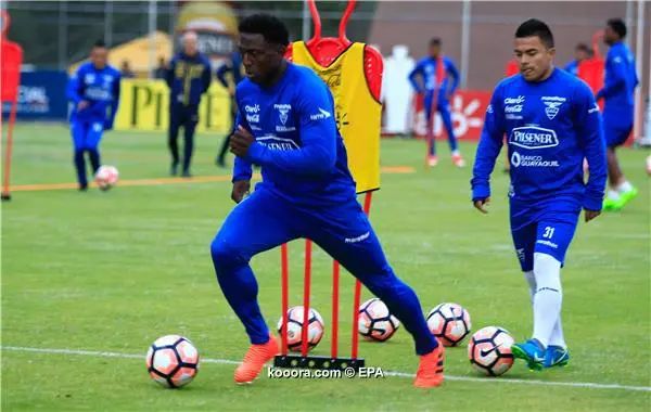 ?i=epa%2fsoccer%2f2017-10%2f2017-10-01%2f2017-10-01-06237162_epa