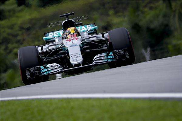  لويس هاميلتون