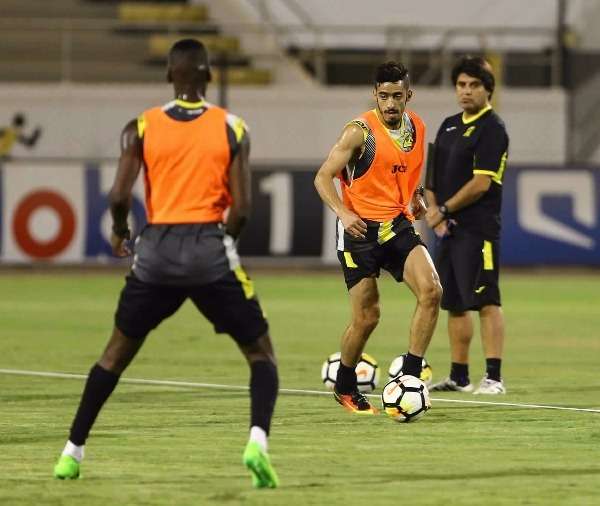 من تدريبات الفريق 