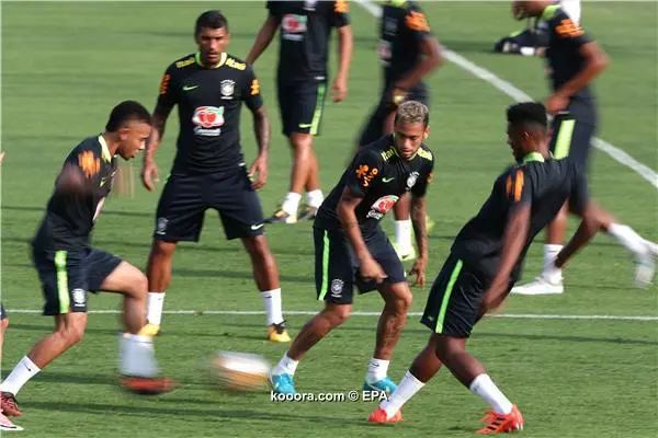 ?i=epa%2fsoccer%2f2017-10%2f2017-10-02%2f2017-10-02-06240578_epa