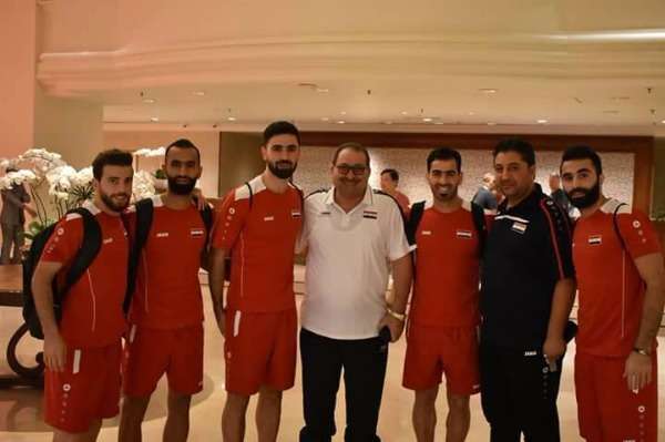 لاعبو سوريا بالمعسكر