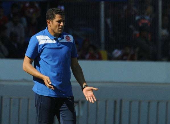  الحسين عموتة