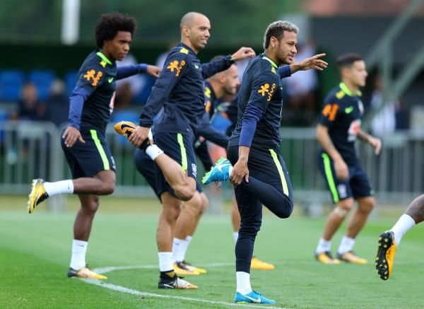 من تدريبات البرازيل اليوم