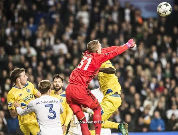 ?i=albums%2fmatches%2f1490970%2f2016-11-22-05642874_epa