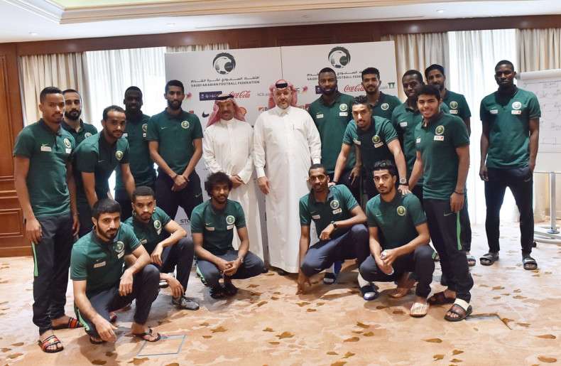 لاعبو المنتخب السعودي