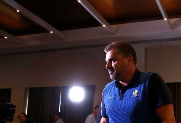 أنجي بوستيكوجلو