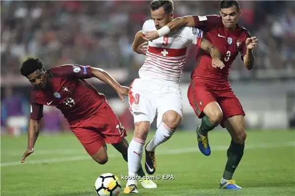 ?i=epa%2fsoccer%2f2017-10%2f2017-10-10%2f2017-10-10-06257566_epa