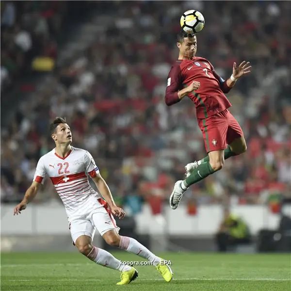 ?i=epa%2fsoccer%2f2017-10%2f2017-10-10%2f2017-10-10-06257645_epa