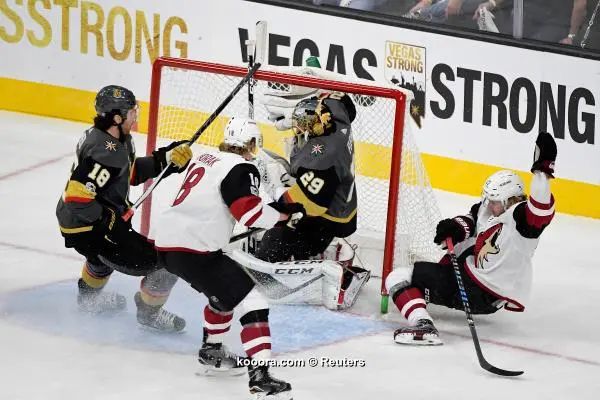 ?i=reuters%2f2017-10-11%2f2017-10-11t041509z_12781126_nocid_rtrmadp_3_nhl-arizona-coyotes-at-vegas-golden-knights_reuters