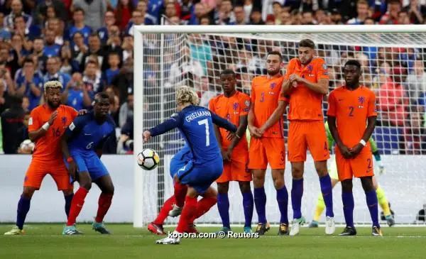 ?i=albums%2fmatches%2f1103071%2f2017-08-31t201026z_1414154710_rc1b4dcad9e0_rtrmadp_3_soccer-worldcup-fra-nld_reuters