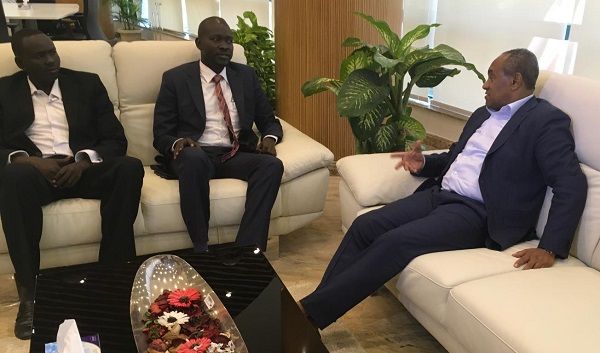 رئيس تحاد جنوب السودان مع رئيس الكاف