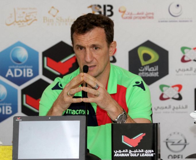 أروابارينا خلال المؤتمر الصحفي