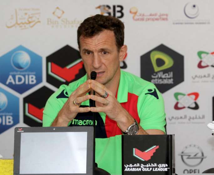 أروابارينا خلال المؤتمر الصحفي