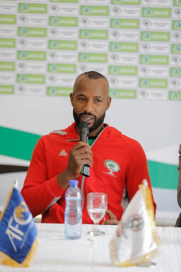 عبد اللطيف البهداري