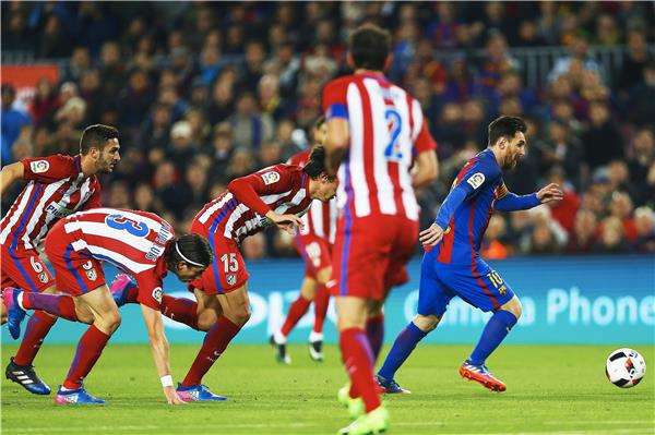 ميسي أمام أتلتيكو مدريد