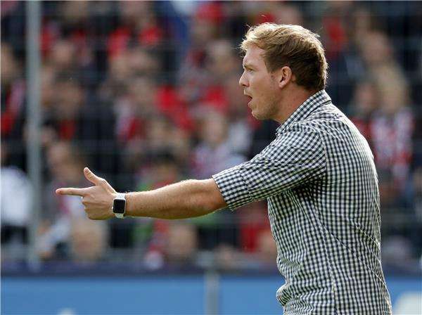 جوليان ناجلزمان