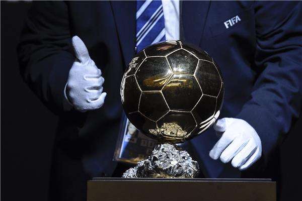 الكرة الذهبية